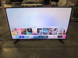 lot 4 image: SAMSUNG 50 Class 4K Ultra HD (2160P) HDR Smart LED TV UN50RU7100 (2019 Model) un50ru7100