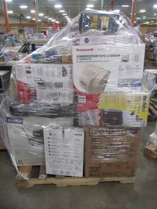 lot 93 image: WHOLESALE MIXED PALLET OF RETURNS - POWER TOOLS AND SHOP EQUIPMENT