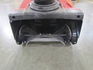 lot 141 image: Toro Power Clear 518 ZR 18 in. Single-Stage Gas Snow Blower 38472