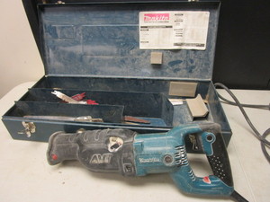 MAKITA RECIPROCATING SAW