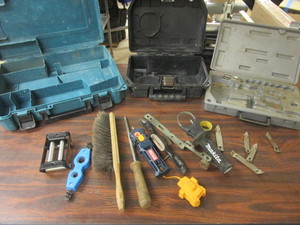 TOOL CARRYING CASES, 5-GALLON BUCKETS, ASSORTED HAND TOOLS