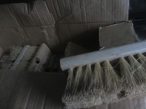 lot 32 image: Applicator Brushes
