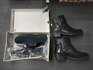 2-Pair Shoes Ladies Size 7 12 & 8