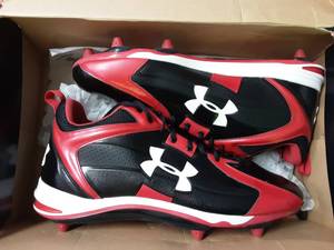Under Armour Cleats Sz. 18