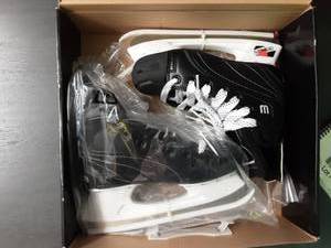 Winnwell Youth Hockey Skates Sz. 4