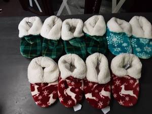 5 Pr. Adult Size Slippers Large (One Size Fits Most)