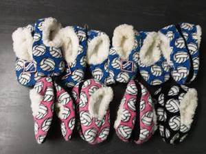 8 Pr. Kids Slippers Sz. 11-12, 13-1