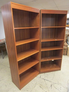 lot 401 image: OAK VENEER BOOKCASES WITH ADJUSTABLE SHELVES