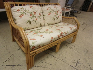 lot 417 image: BAMBOO-STYLE RATTAN LOVE SEAT