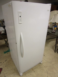 lot 438 image: FRIGIDAIRE UPRIGHT FREEZER