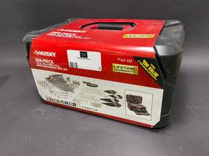 lot 3 image: HUSKY Mechanics Tool Set (268-Piece) RETAIL $199