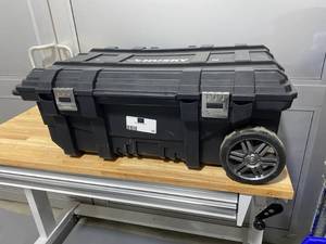 lot 42 image: Husky Mobile Job box