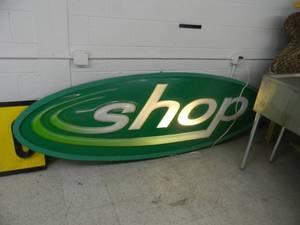 lot 44 image: 6 LIGHTED BP SHOP SIGN - GREAT FOR THE CAVE - SEE PICTURES