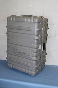 lot 32 image: Ikegami Heavy Duty Molded Professional Video Camera  Camcorder Case