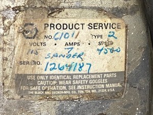 lot 36 image: Black & Decker Sander  Grinder