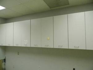 lot 36 image: Cabinets