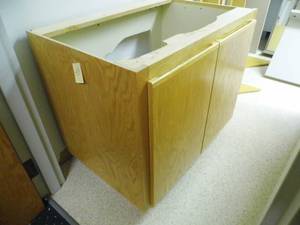 lot 53 image: 2 Base Cabinets