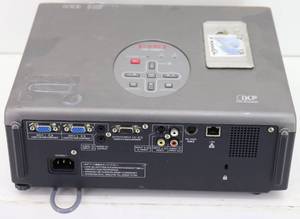 lot 10 image: Eiki EIP-3000N Projector