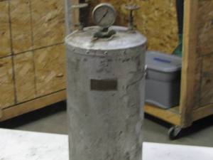 lot 53 image: Vintage Gas Tank