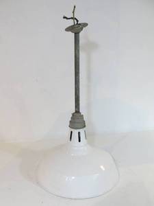 lot 15 image: Industrial Enamelware Light