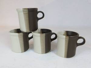 lot 35 image: 4 VINTAGE McCoy Coffee Mugs