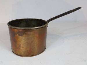 lot 36 image: ANTIQUE Copper Pot