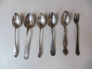 lot 43 image: 6 Sterling Silver Pieces