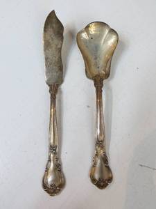 lot 44 image: Sterling Silver Butter Knife & Spoon