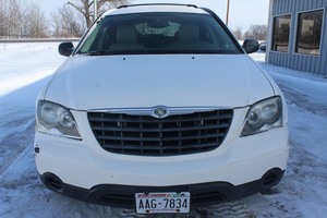 2005 Chrysler Pacifica AWD - 2 Owners -