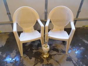 Lot of 2 Patio Chairs - Lamp