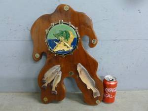 lot 6 image: Wooden Clock
