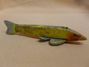 lot 8 image: Antique Spearing Decoy