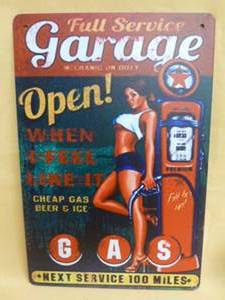 lot 33 image: Sign