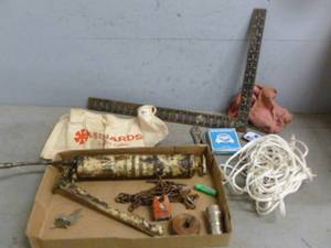 lot 67 image: Garage Items