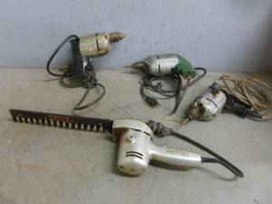 lot 71 image: Power Tools
