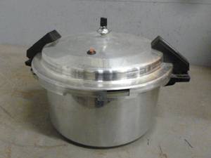 lot 76 image: Pressure Canner