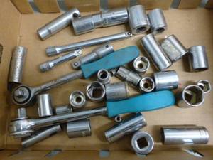 lot 92 image: Sockets