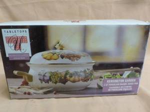 lot 97 image: Porcelain Enamel Pan
