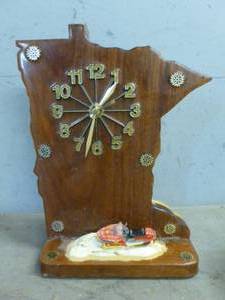 lot 200 image: Mantle Clock