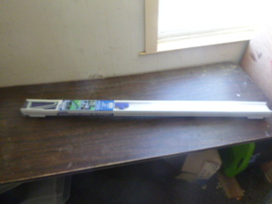 lot 9 image: NEW Blueline Elevated Hose Support