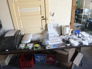 lot 12 image: RV Parts and Accessories