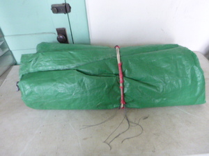 lot 63 image: Large Tarp