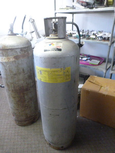 lot 74 image: 100 Lb. Propane Tank