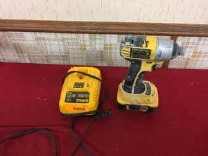 lot 171 image: DeWalt DC825 14 Cordless Impact Driver & Battery Charger