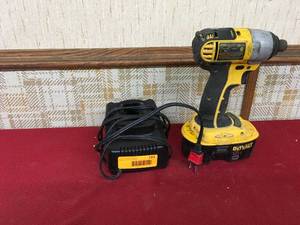 lot 181 image: DeWalt DC825 14 Cordless Impact Driver & Battery Charger