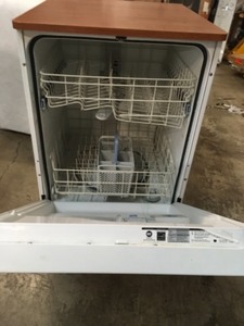 lot 29 image: Maytag portable dishwasher used in good working condition