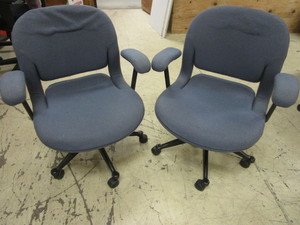 lot 510 image: HERMAN MILLER OFFICE CHAIRS