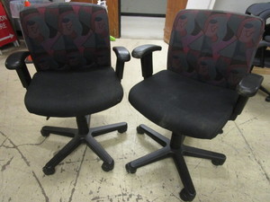 lot 512 image: HARTER GROUP OFFICE CHAIRS