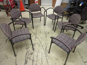 lot 513 image: BOLA STACKABLE RECEPTION CHAIRS