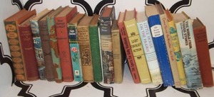 lot 29 image: Vintage Books